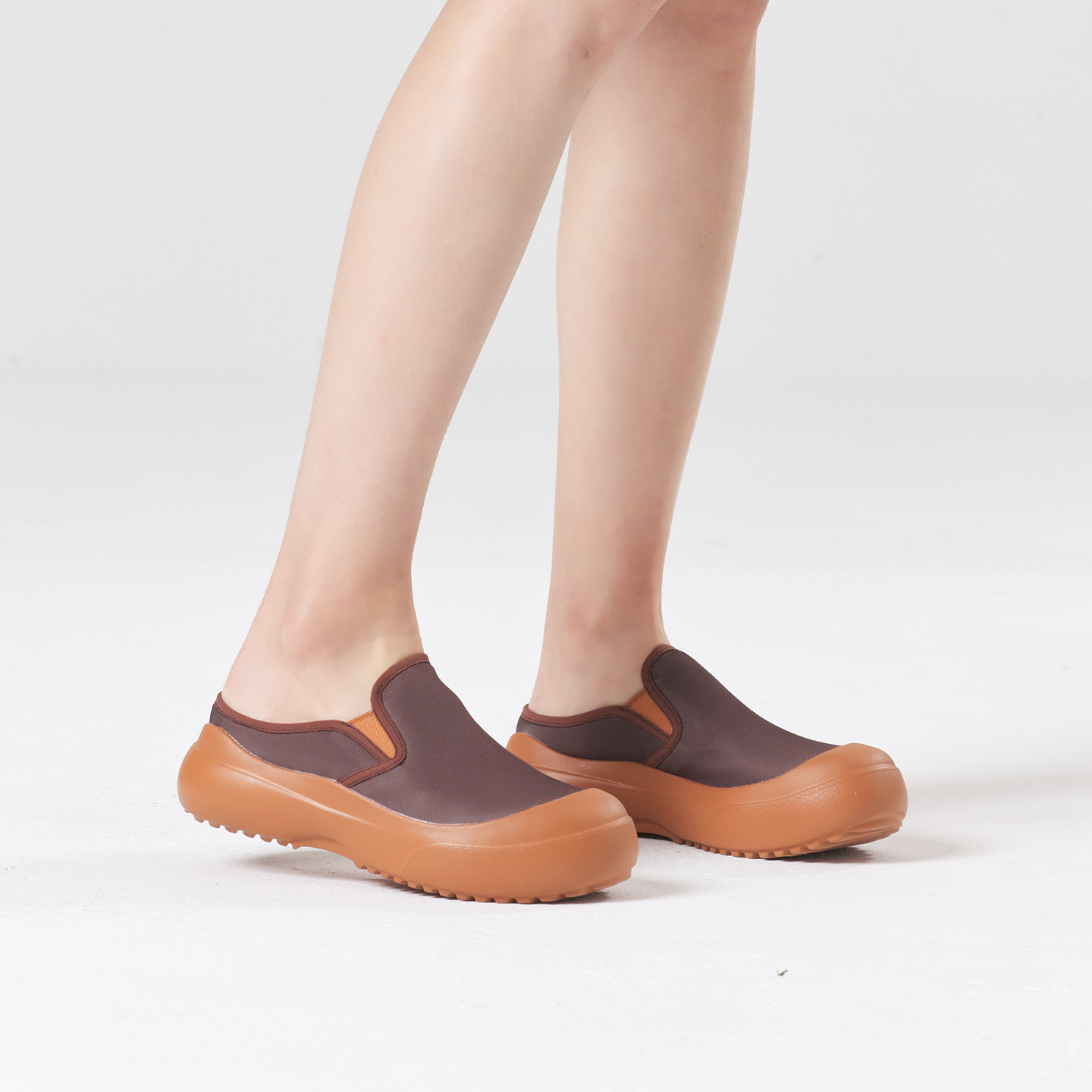B1011 footwear photo 13