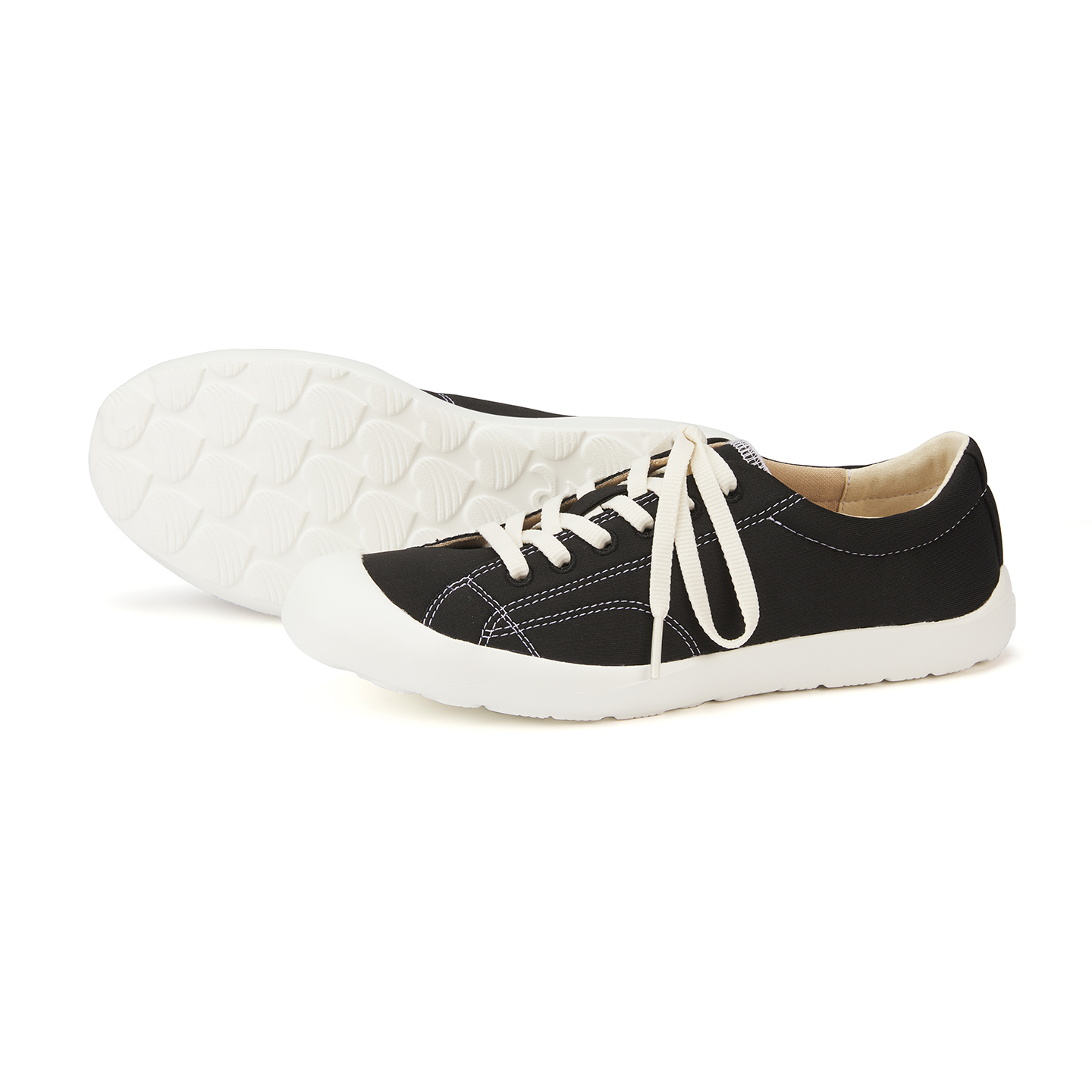 B1204 footwear photo 9