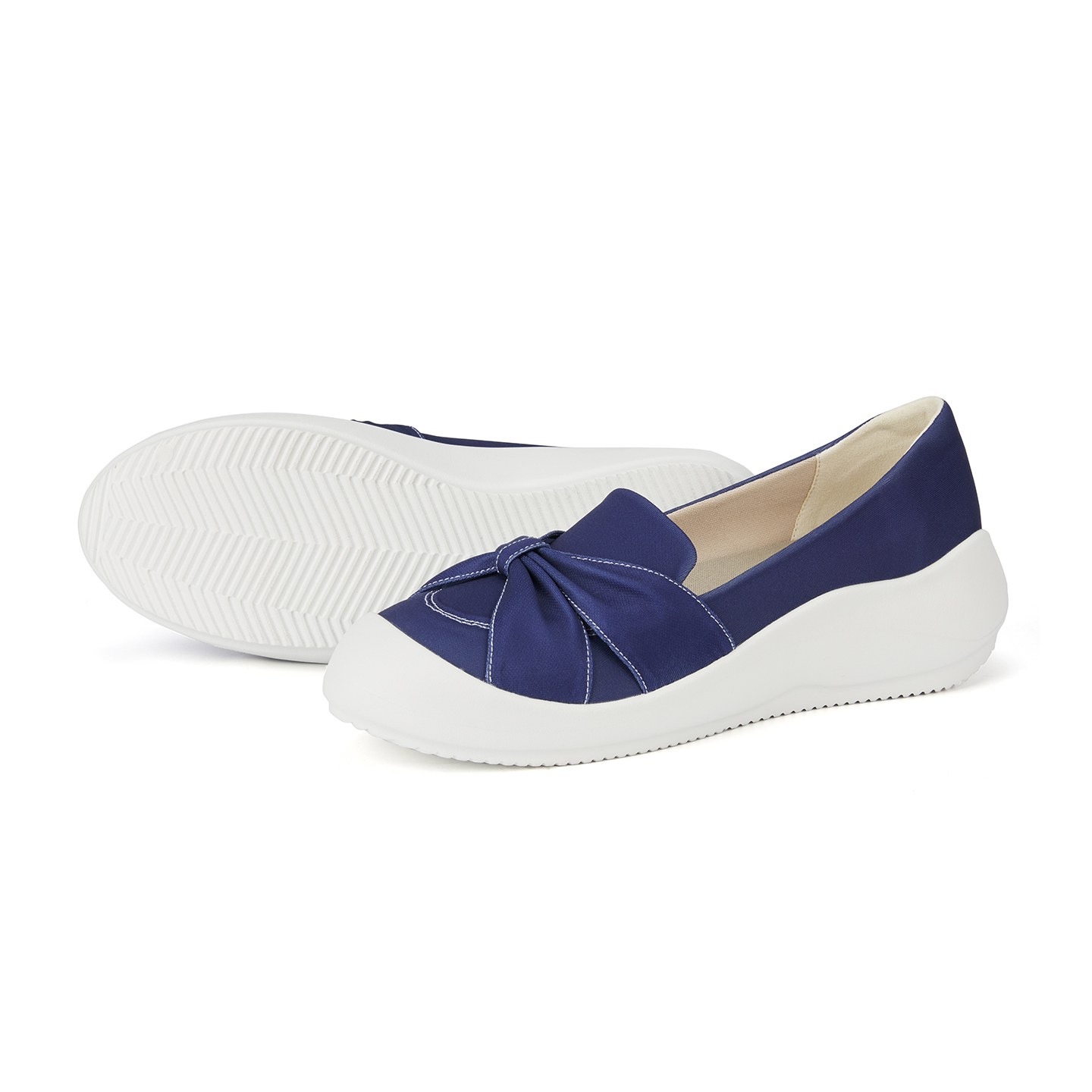 B2010 footwear photo 17