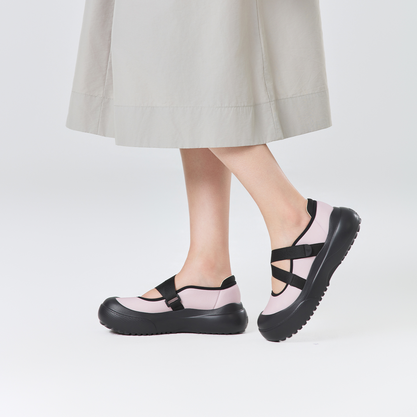 B2013 footwear photo 12
