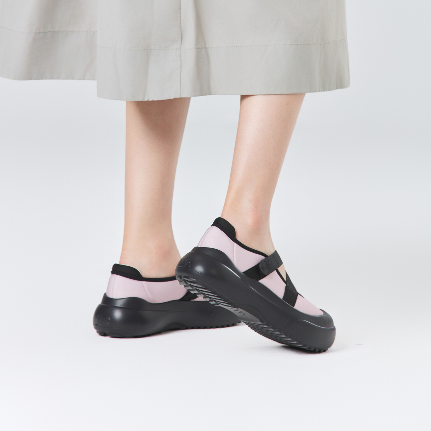B2013 footwear photo 14