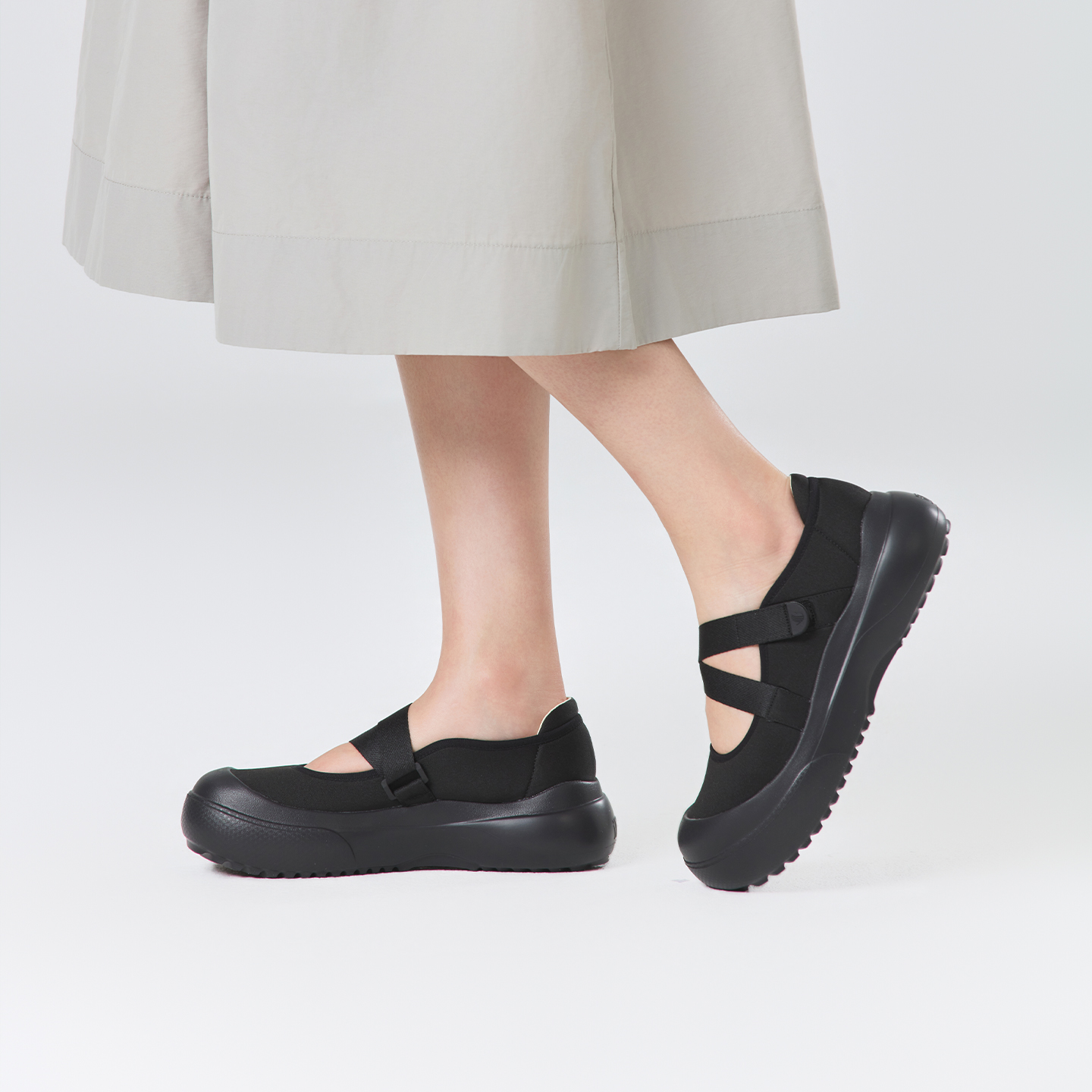 B2013 footwear photo 19
