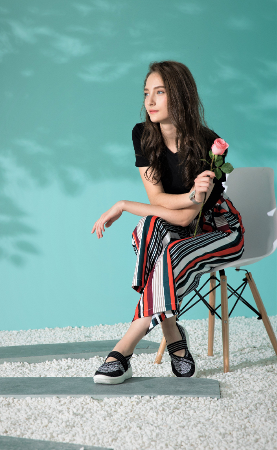 2019SS 011200 9